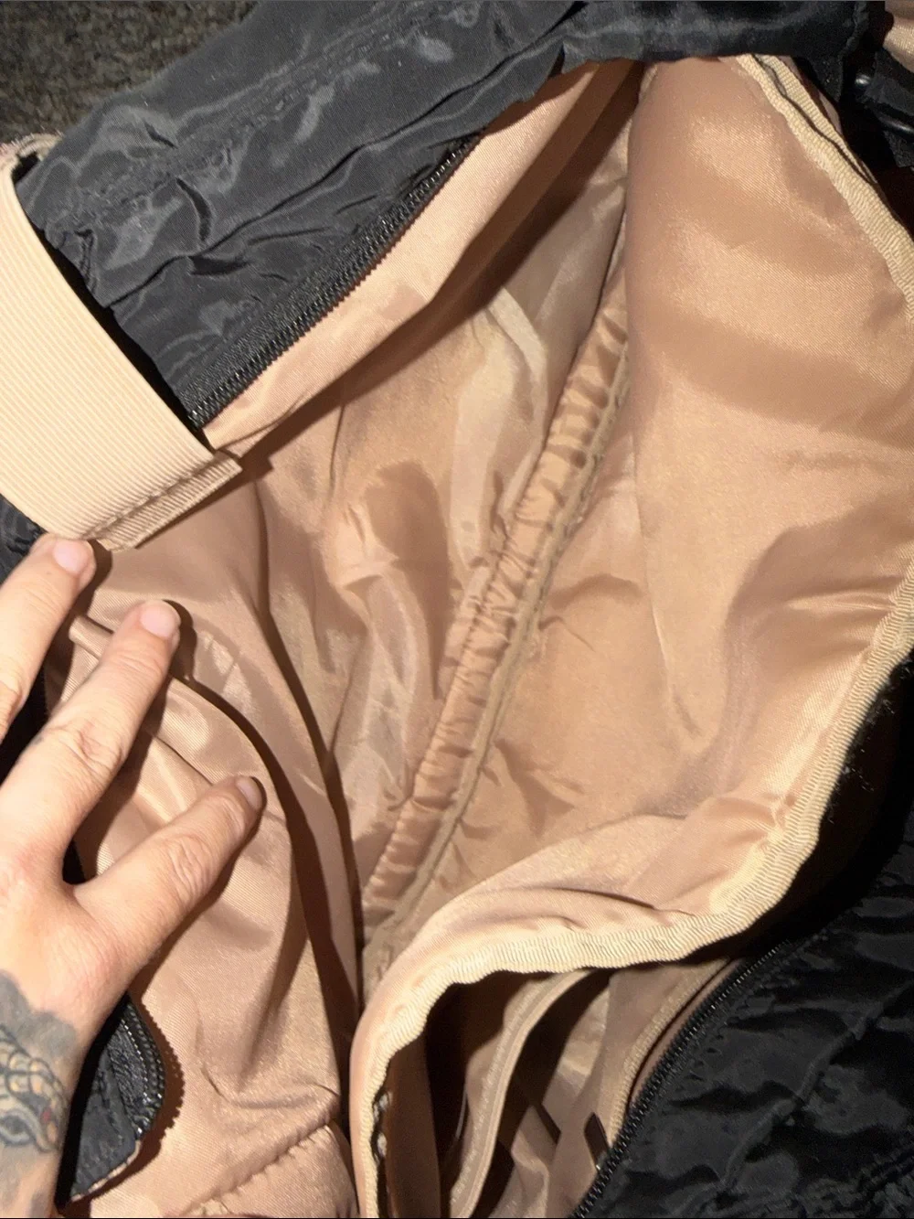 BAGSMART Black Tote/Work Bag – Tons of Storage & Organization! 🖤 - Picture 4 of 5